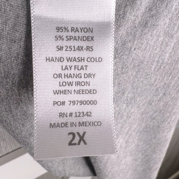 074. NWT Coin 1804 Casual scoop neck tee - Picture 4 of 4